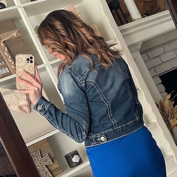 Amethyst Blue Jean Jacket - Picture 8 of 9